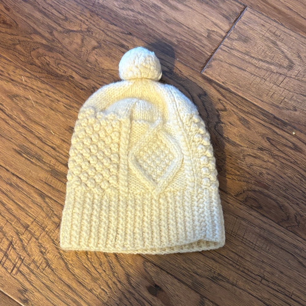 John Malloy Cozy Cream Knit Pom-Pom Beanie